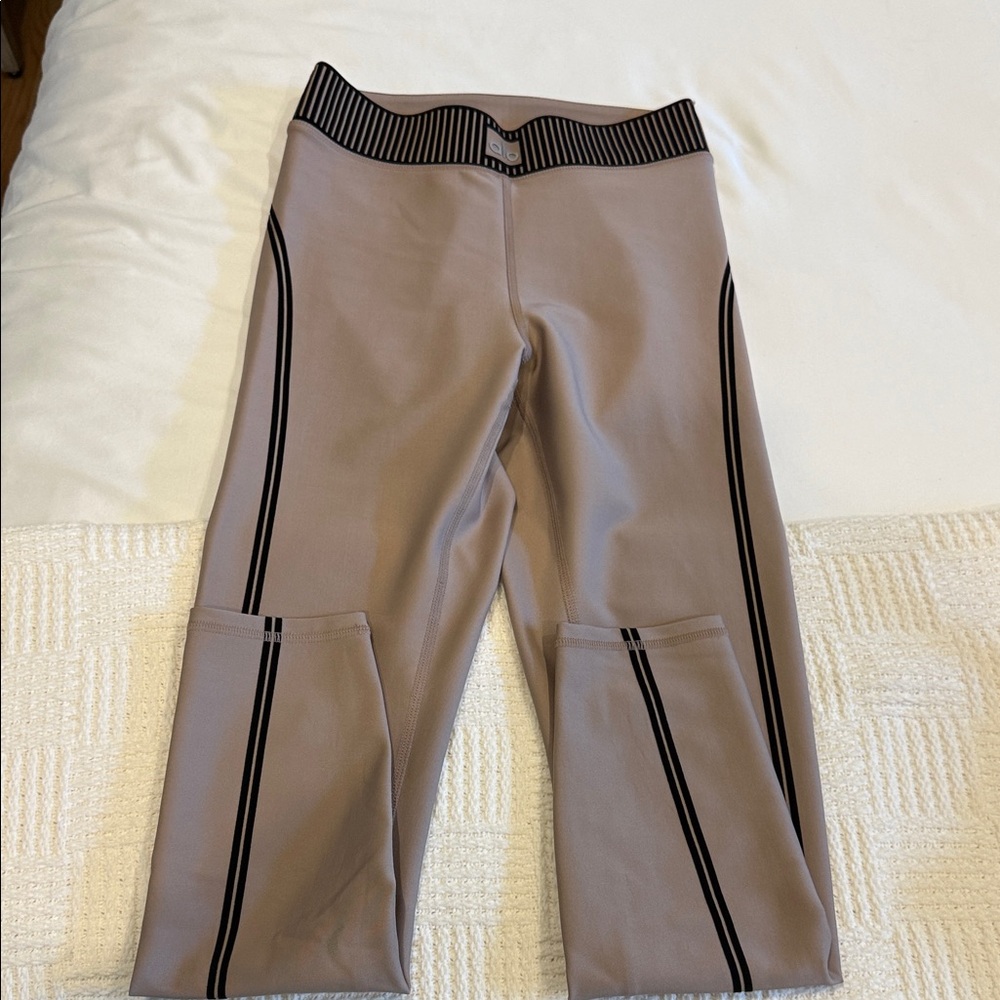 ALO Yoga Taupe Leggings with Black Stripe Detail
